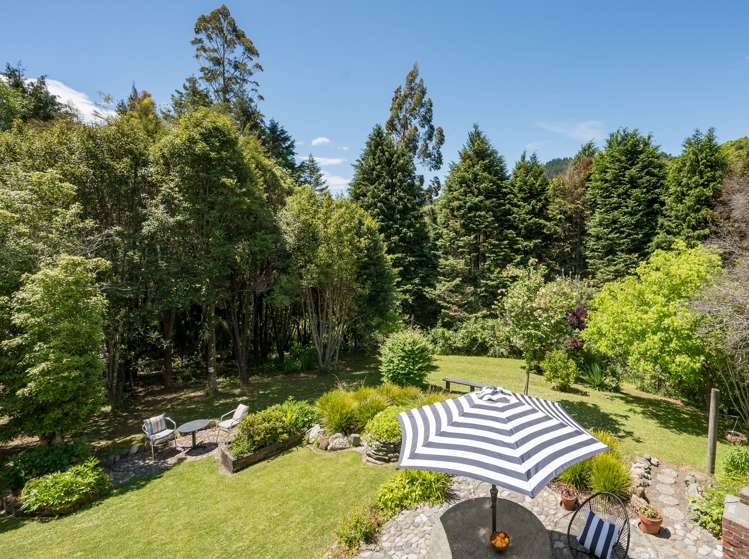 102 Lud Valley Road Hira_25