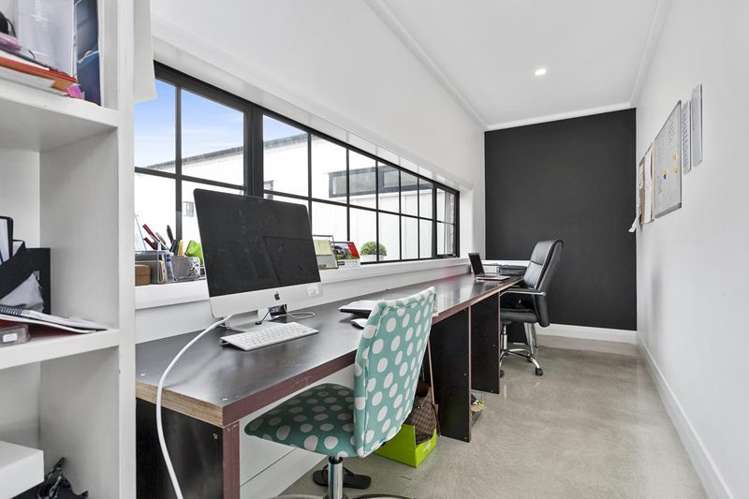 11 Alan Livingston Drive Cambridge_20