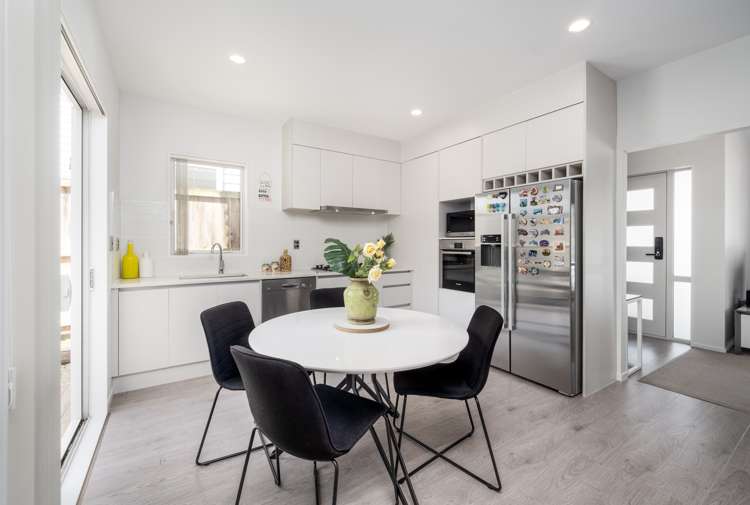 12 Calcite Avenue Flat Bush_7