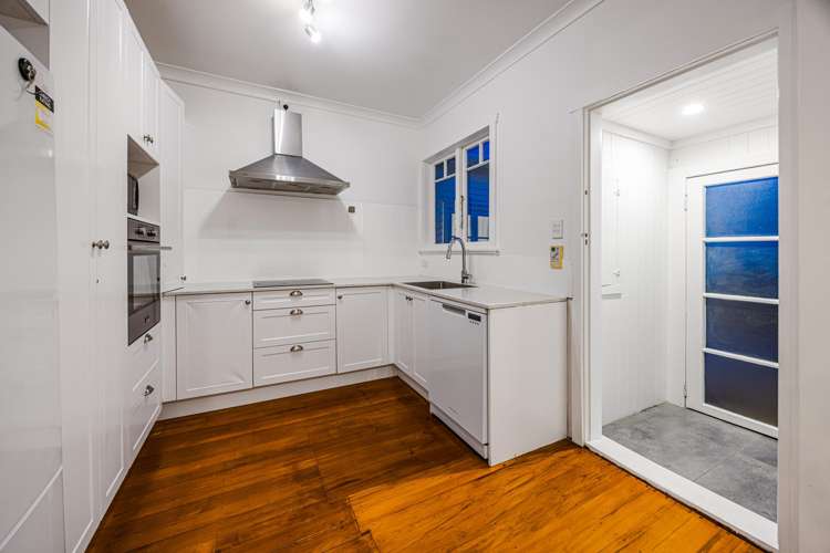 1/5 Akehurst Avenue New Lynn_6