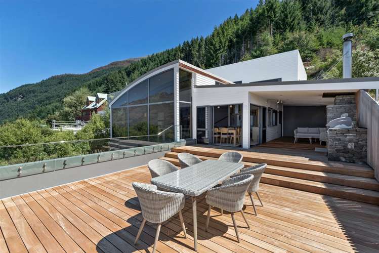 3 Caples Place Fernhill/Sunshine Bay_24