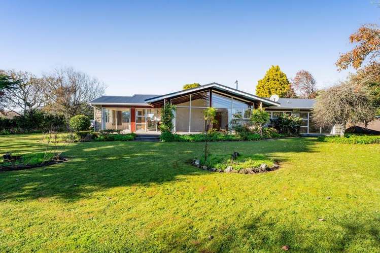 53 Warwick Road Stratford_23