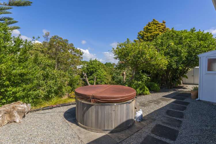 42 Queens Road Waikanae Beach_21