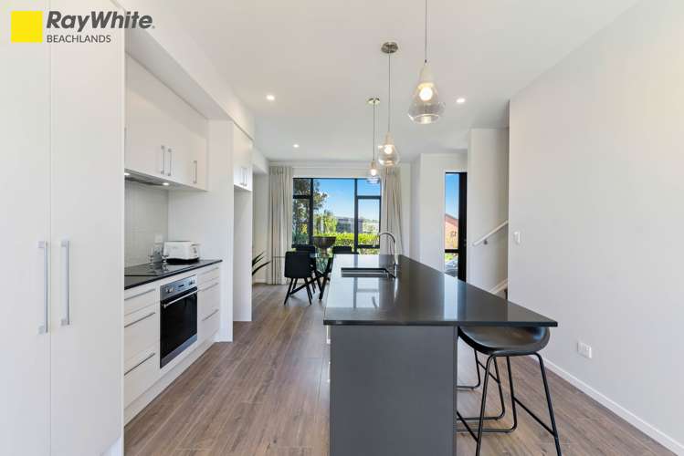 162 Seventh View Avenue Beachlands_25