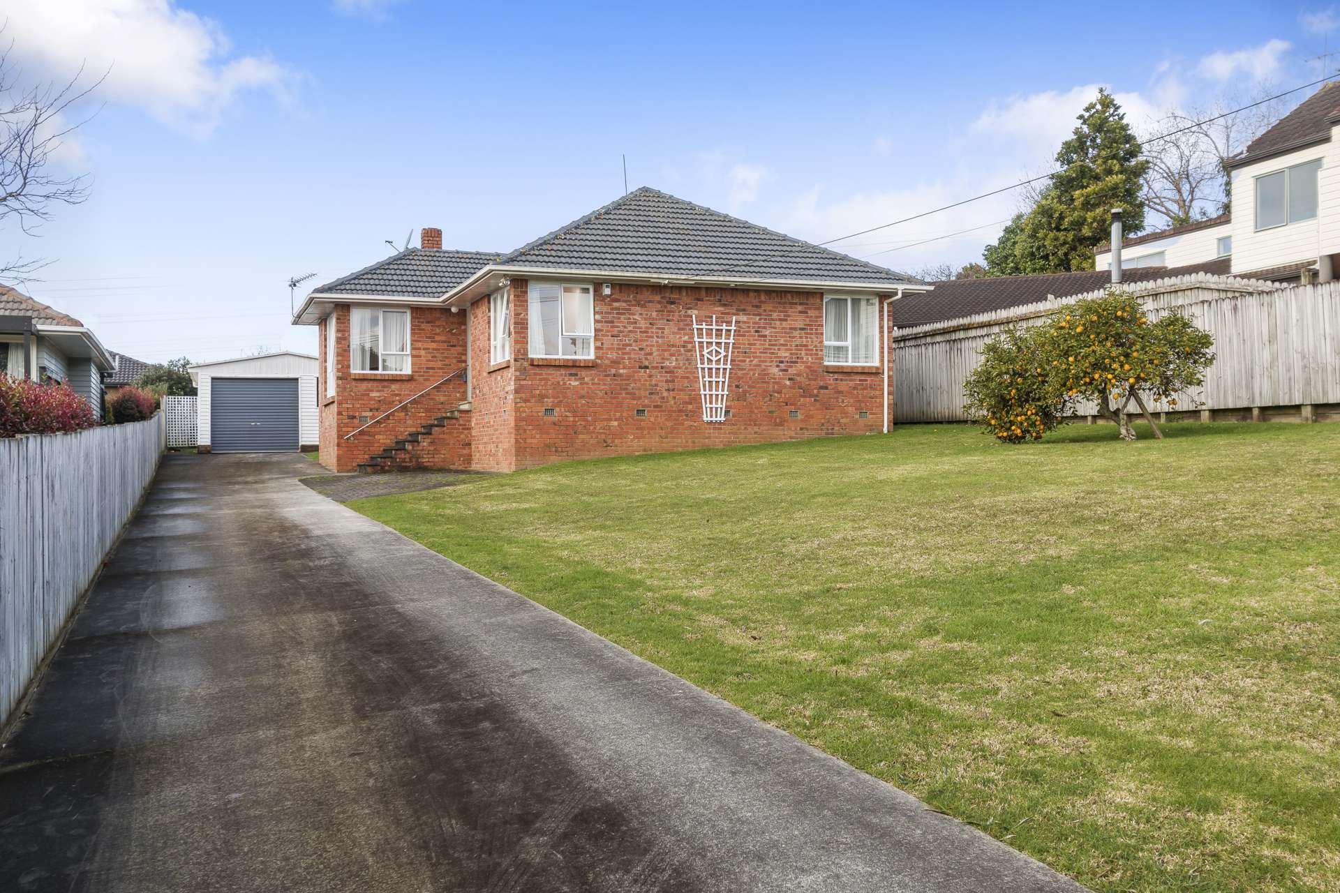 127 Flanshaw Road Te Atatu South_0