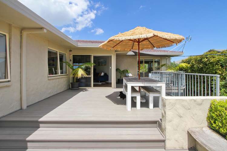 27 Stella Drive Clarks Beach_44