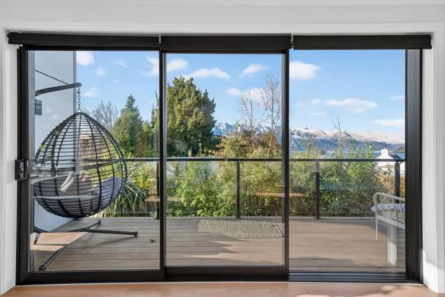Aspen Grove Excellence | Lake & Mountain Views
