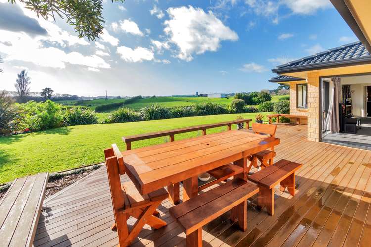 272 Glenbrook Beach Road Glenbrook_5