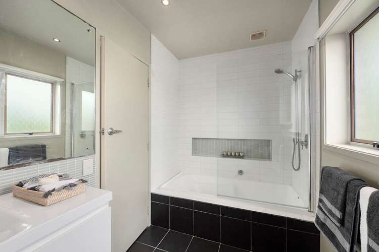 3/2 Bellcroft Place Belmont_8