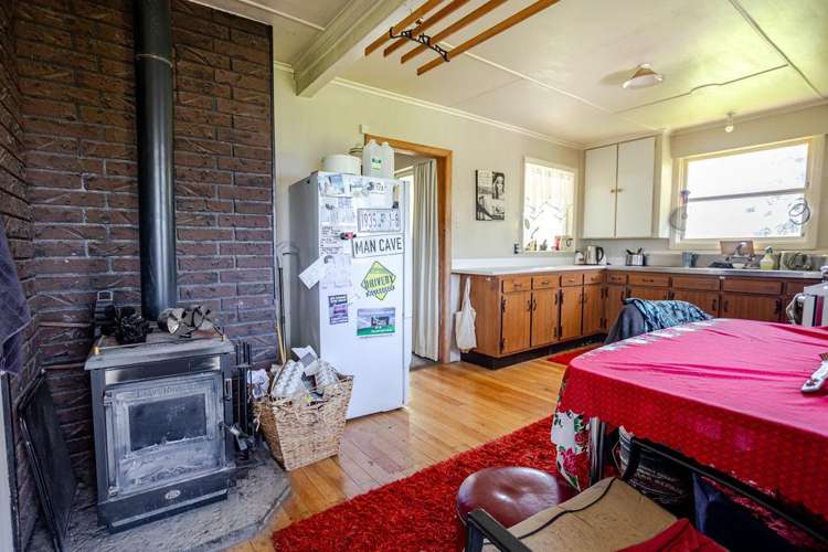 61 Church Road Dannevirke_13