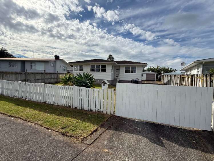 19 Heybridge Street Manurewa_15