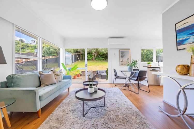 2/5 Finn Place Totara Vale_3