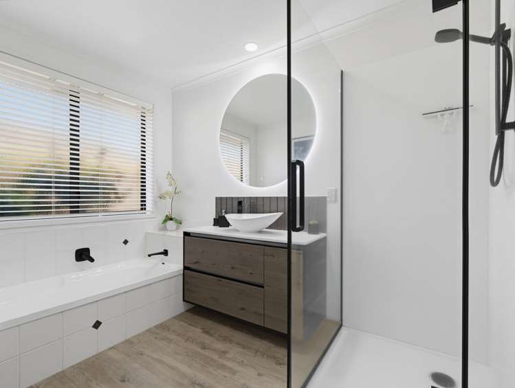 64 Arabian Drive Papamoa Beach_19
