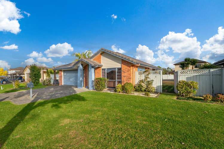16 Turnberry Drive Wattle Downs_20