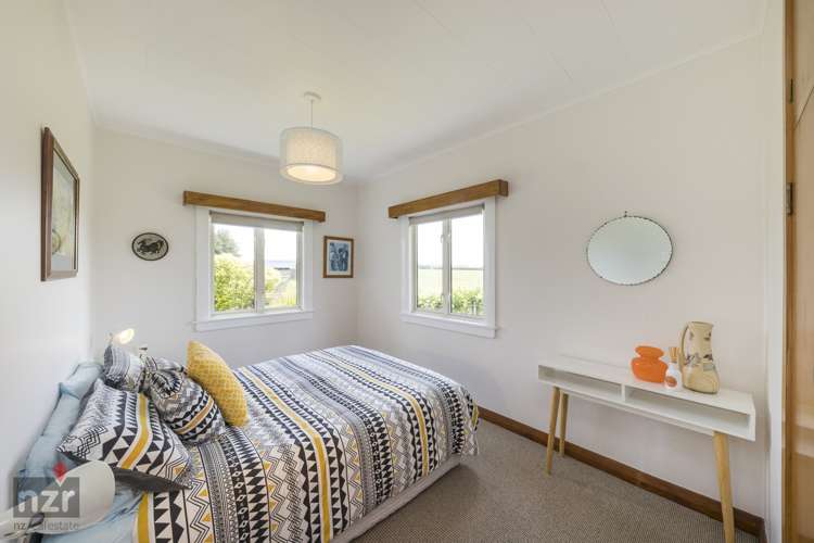 178 James Road Halcombe_11