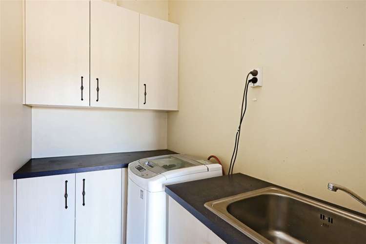 813 Caroline Road Hastings_11