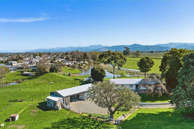 2 Swamp Road Blenheim_13