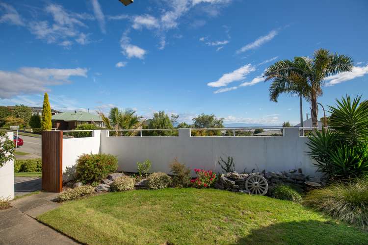 1 Yateley Place Richmond_3