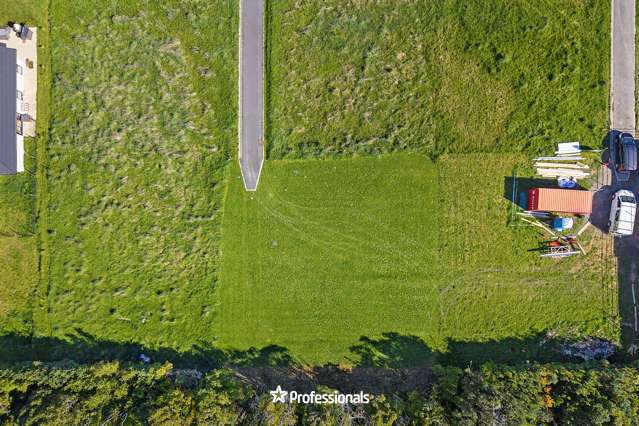 13 Te Awahohonu Lane Otaki_2