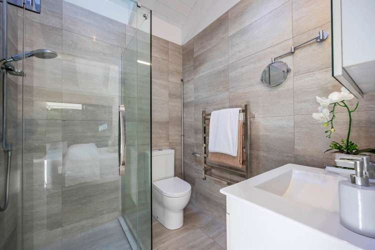 18 Waipuia Place Greenhithe_18