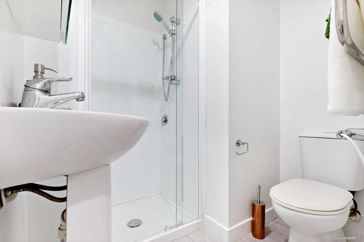 8i/147 Hobson Street Auckland Central_7