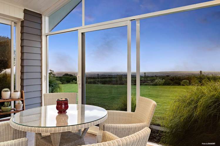 18 Lawrence Carter Drive Bombay_10