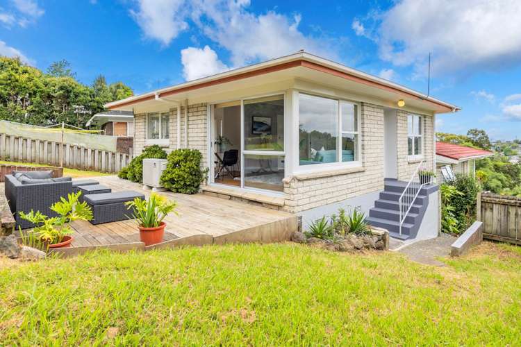 2/5 Finn Place Totara Vale_1