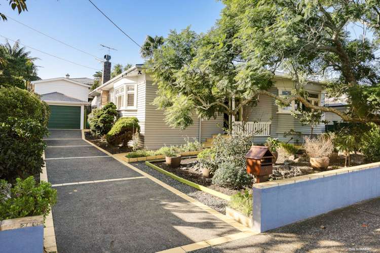 8 Watling Street Mount Eden_14