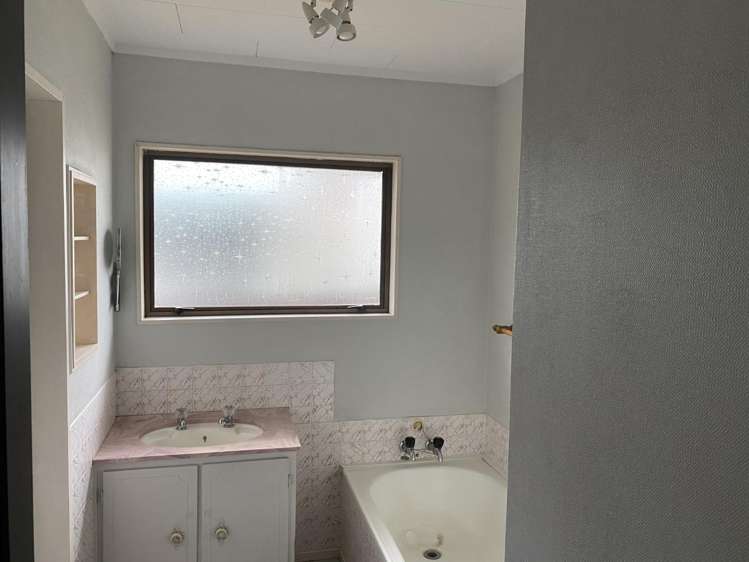 2 Lynwood Place 11218_9