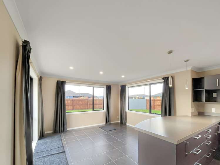 14 Chestnut Close Kelvin Grove_3