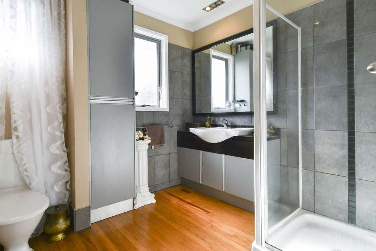 2/21 Landview Road Parkvale_3