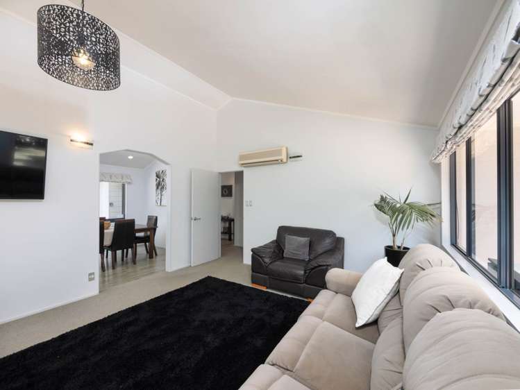 1 Garden Court Haruru_10