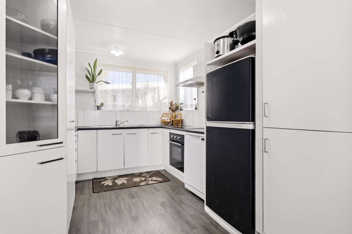 77 Marshall Avenue_1