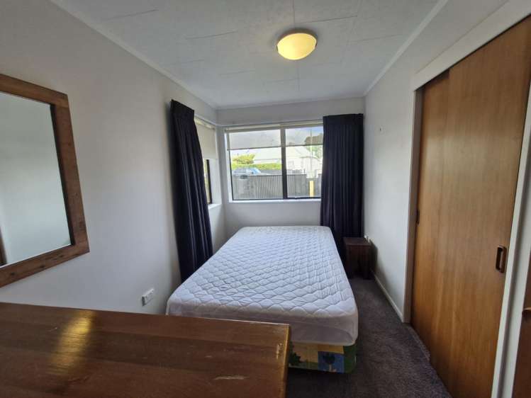 45 Buller Street New Plymouth_11