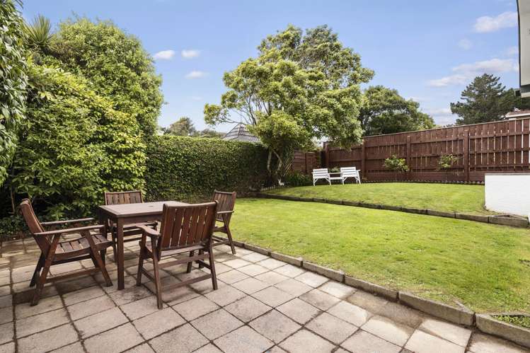 5 Caesars Place Churton Park_5