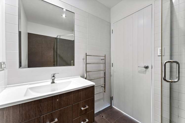 2/11 Hatfield Place Albany Heights_14