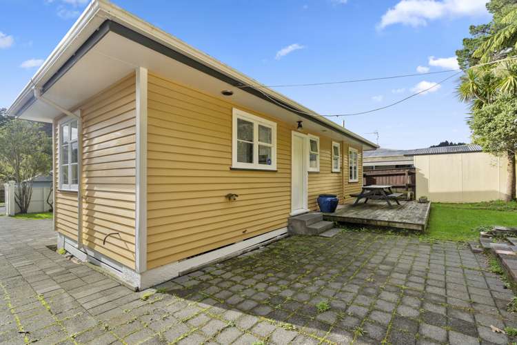 80 Hine Road Wainuiomata_17