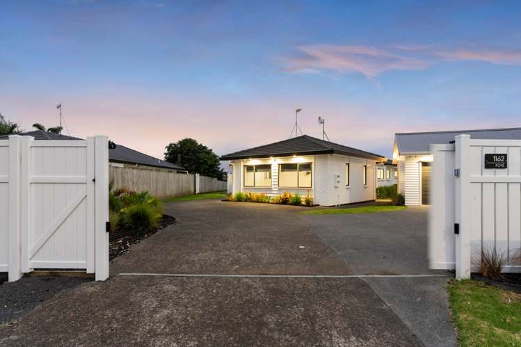 1162 East Coast Road Kaiaua_27