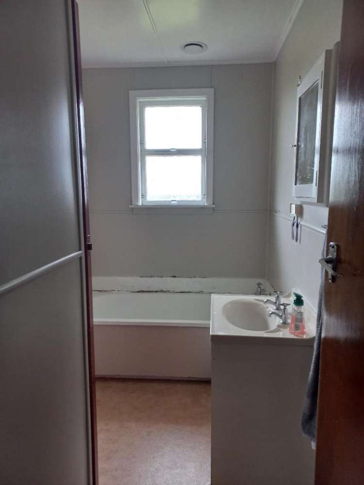 20 Pembroke Road East Stratford_4