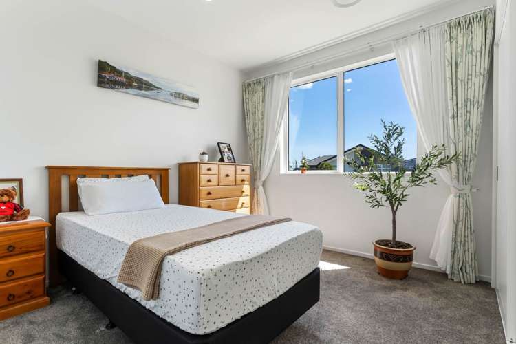 5 Korowhiti Road Clarks Beach_8