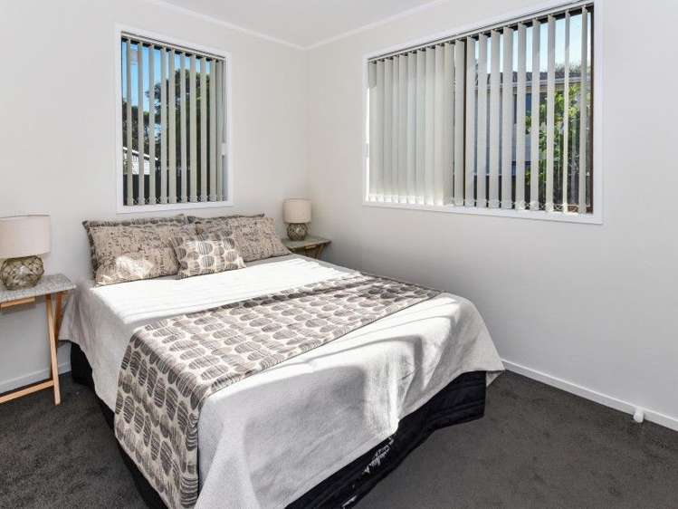 7 Orville Place Mangere_8