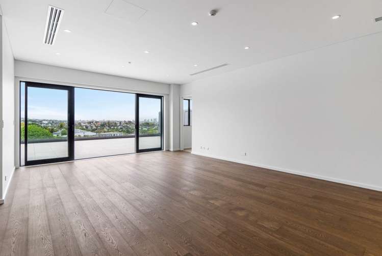 Meadowbank Road Meadowbank_3