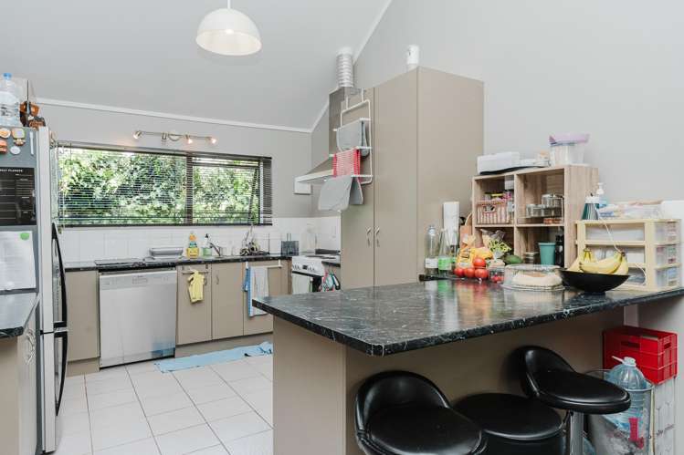 17 Kentucky Crescent Nawton_3