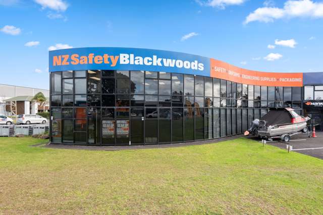 Prime Exposure -  676 sqm Trade Retail