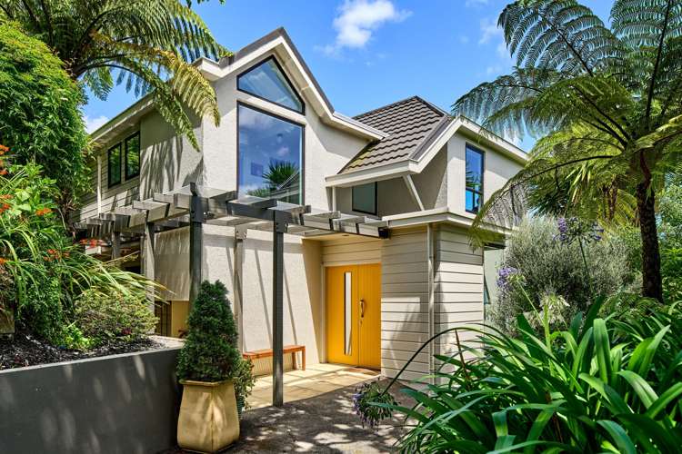 8 Cheviot Road, Lowry Bay Eastbourne_24