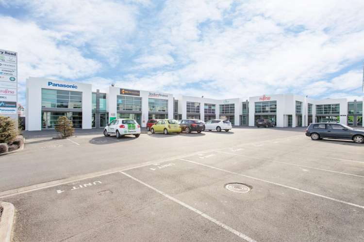 Unit 6, 211 Ferry Road Waltham_6