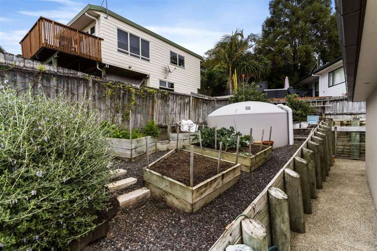 147d Glengarry Road Glen Eden_12