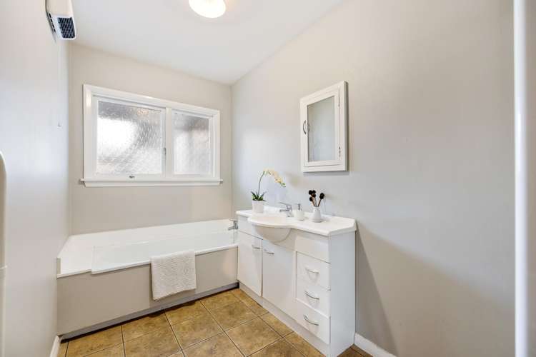 3/42 Office Road Merivale_10