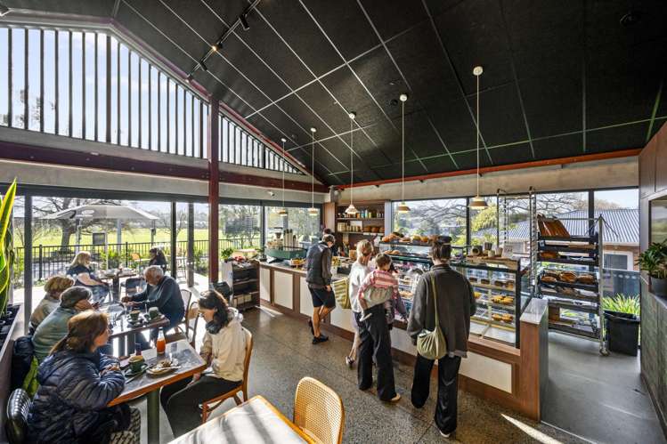 460 West Coast Road Glen Eden_4