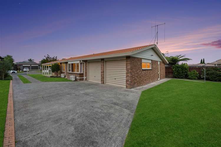 8 Moreland Avenue Pukete_18